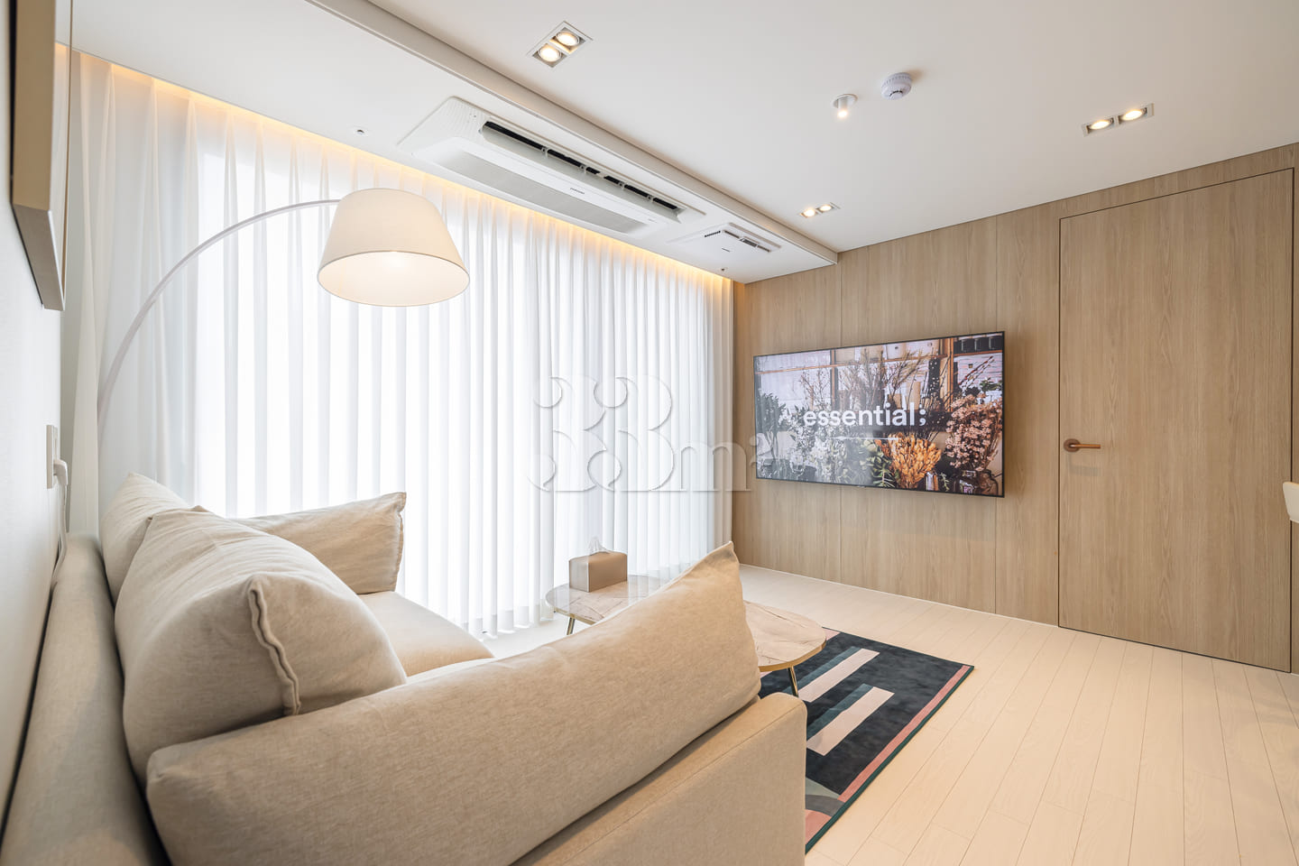 3rd floor, 4 beds for 4 people + 2 bathrooms 6th image