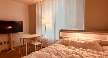 ❤️ 강남역3분조용고층 방 이미지