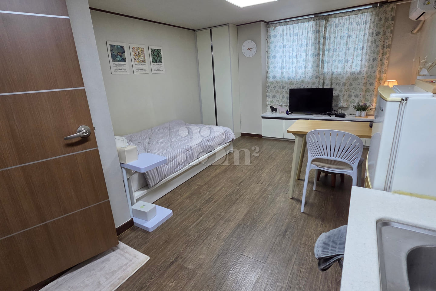 6 minutes from Suwon City Hall Station, 5 fre 0th image