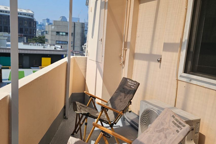 Dongdaemun, 2-minute walk, 3-room apartment w 18th image