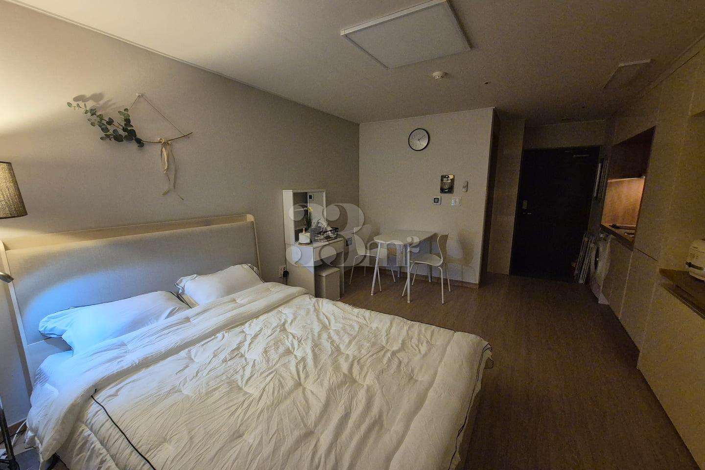Clean, spacious room 3 minutes from Pyeongtae 3th image