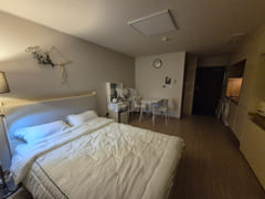 Clean, spacious room 3 minutes from Pyeongtae 3th image