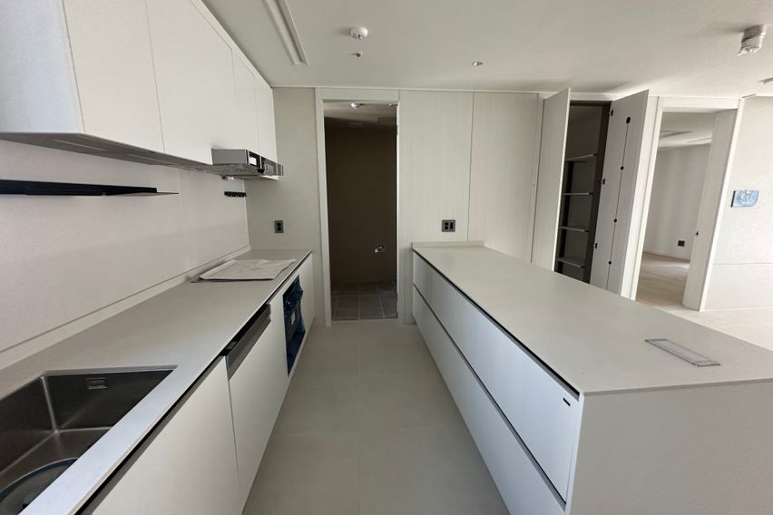 잠원 신축 4룸 아파트