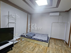 One-room apartment in Daegu Apsan Cafe Street 1th image
