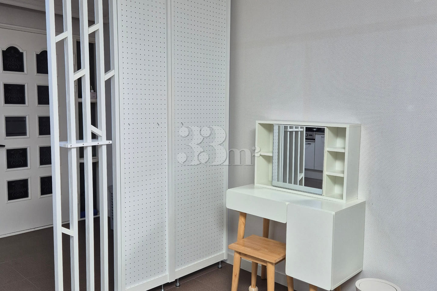 Fully Furnished Studio 🥇 Budget-Friendly Tri 8th image