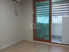Neat studio apartment near Suwon Terminal 1th image