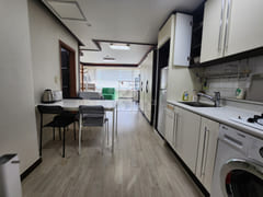 Parking available. 4 people can stay at Nokbe 2th image