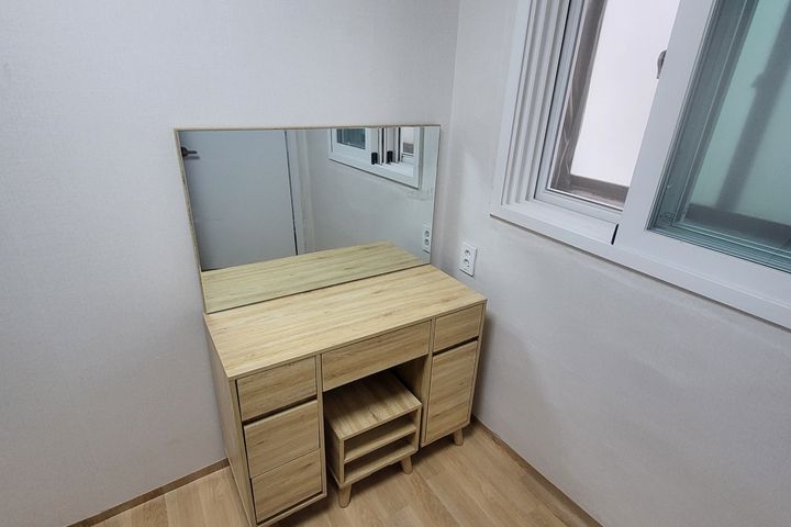 Unit 201, Seongwoo Villa 9th image