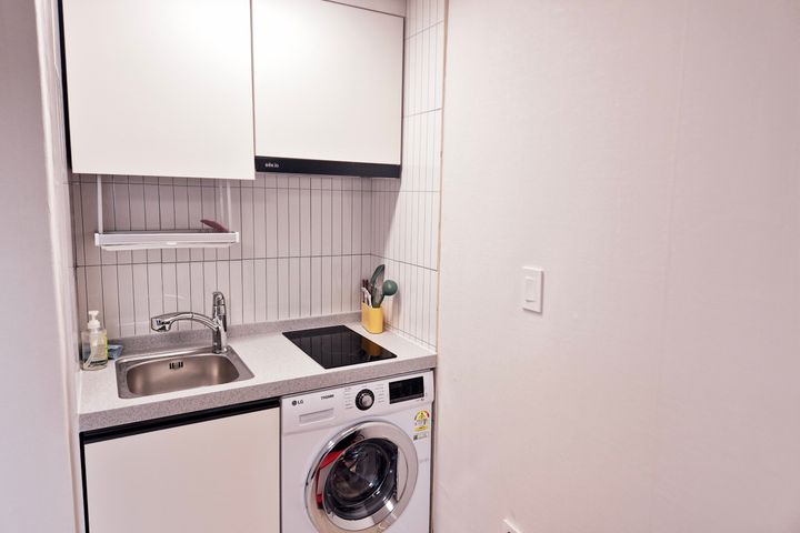 Yongpyeong 25 / Fully Renovated / Air Conditi 3th image
