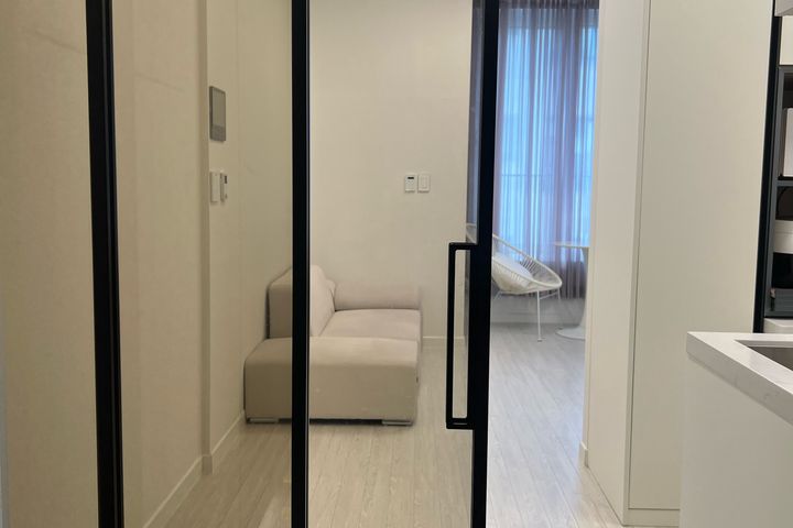J5💛Fully-furnished Studio with a Great Vibe 0th image