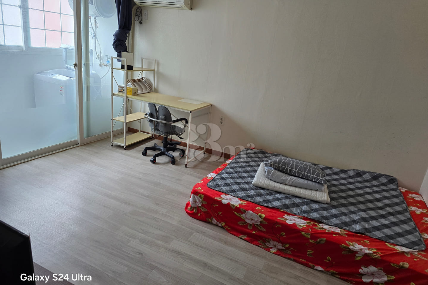 Studio apartment in Chunghyo-dong with conven 0th image