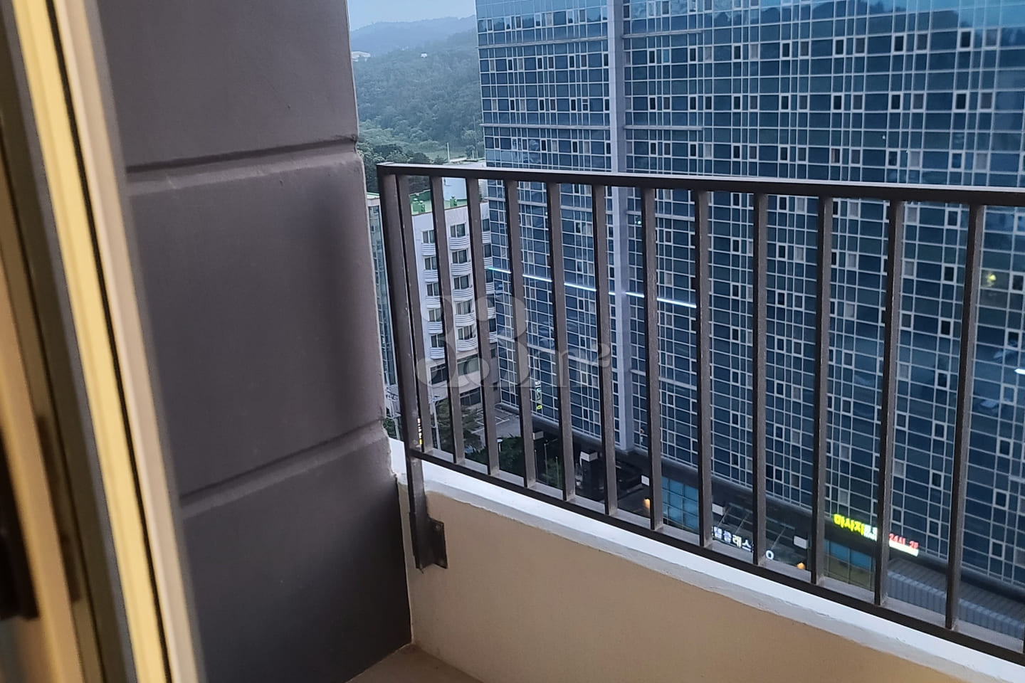 Bluetera 12th floor, 5 people, 1 night 2th image