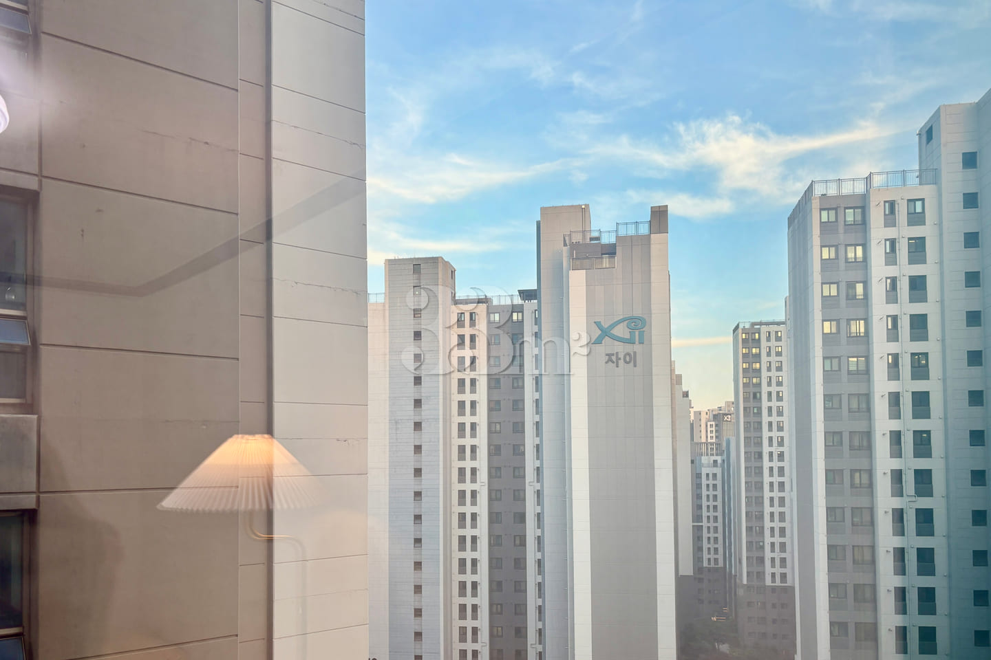 Officetel 1 minute from Sinchon Ewha Womans U 2th image