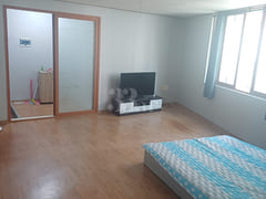 Spacious and bright second-floor room 0th image