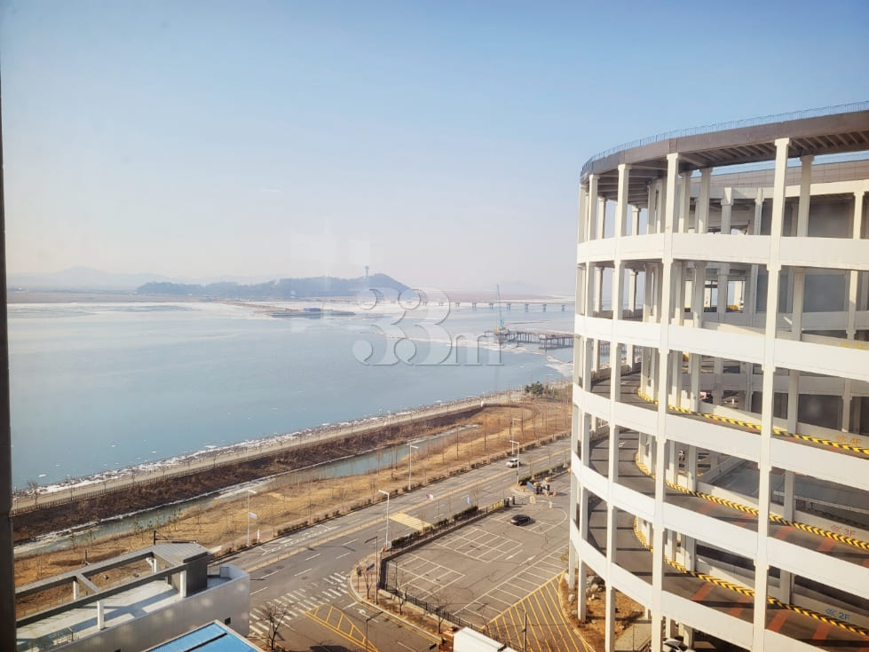 Convenient and cozy Sihwa Lake 13th image