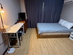 Three-room unit (cooking facilities available 1th image