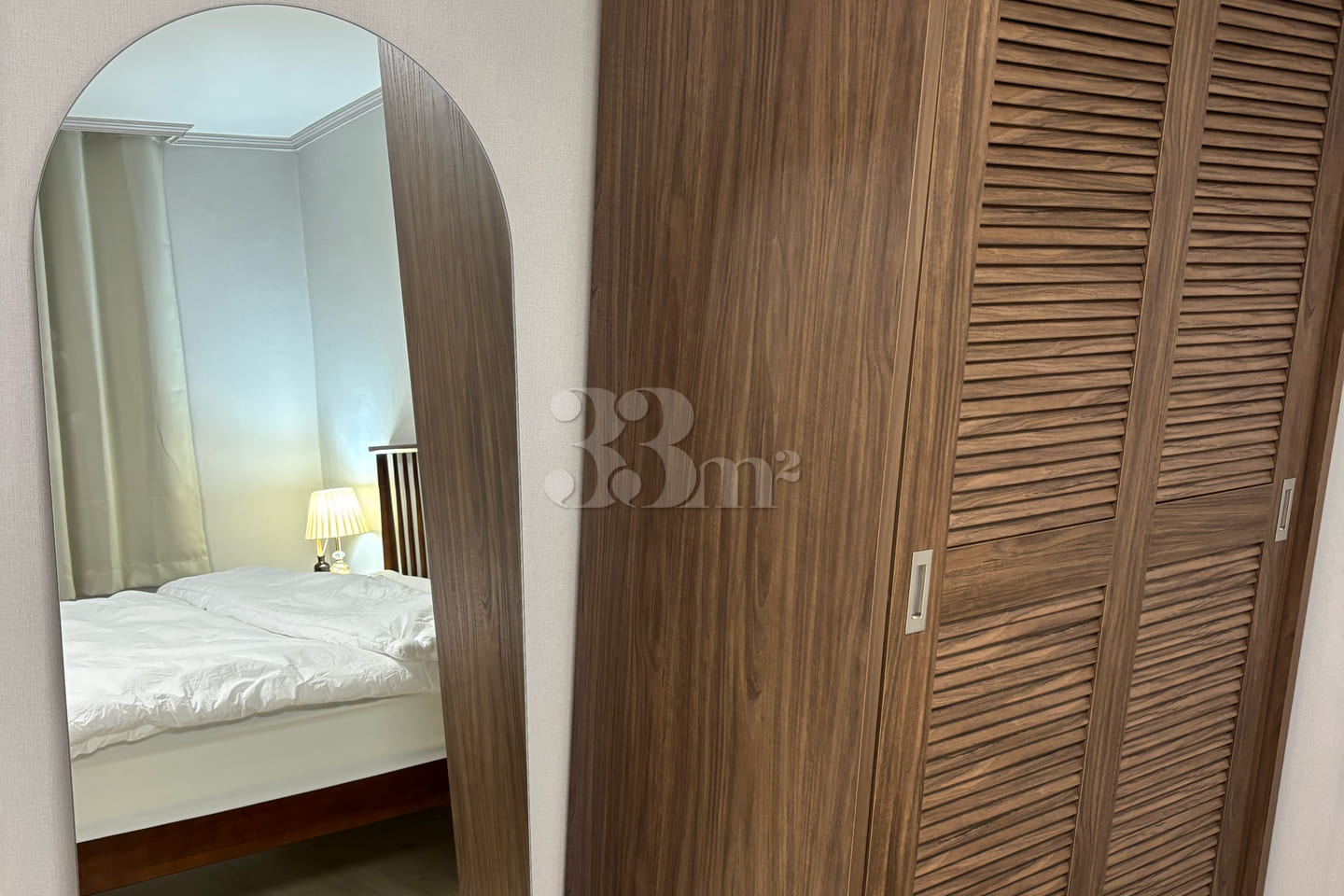 Great location in Yeonnam-dong; spacious. 4th image