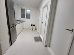 Neat and cozy, just like an apartment. 6th image