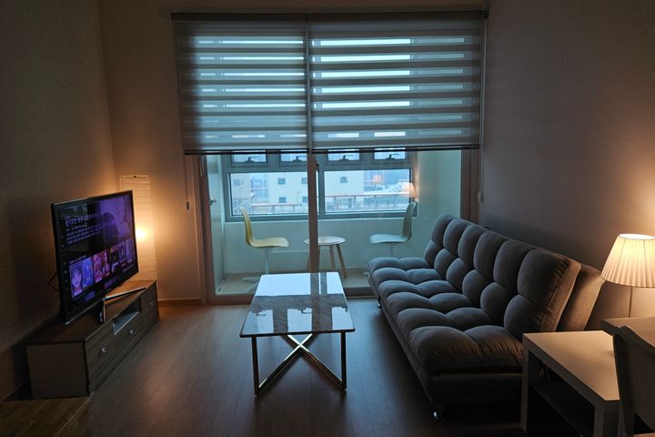 Gasan Station. Clean, well-secured duplex. 8th image