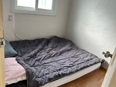 Two rooms, sleeps 4 or more. 2th image