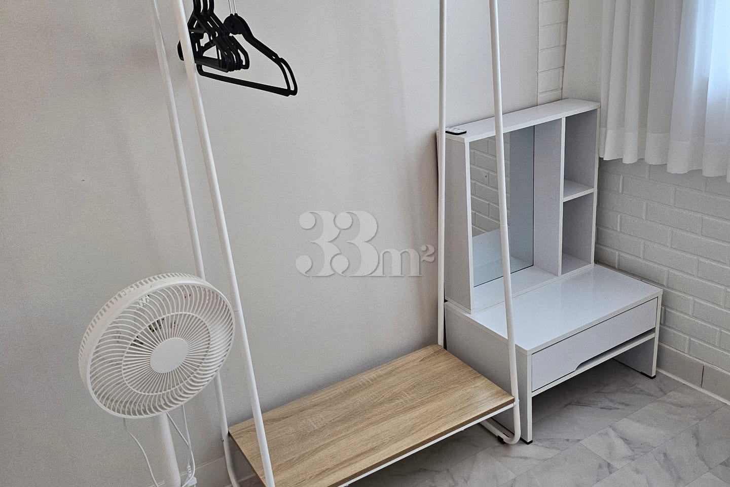 Women-only single room C 2th image
