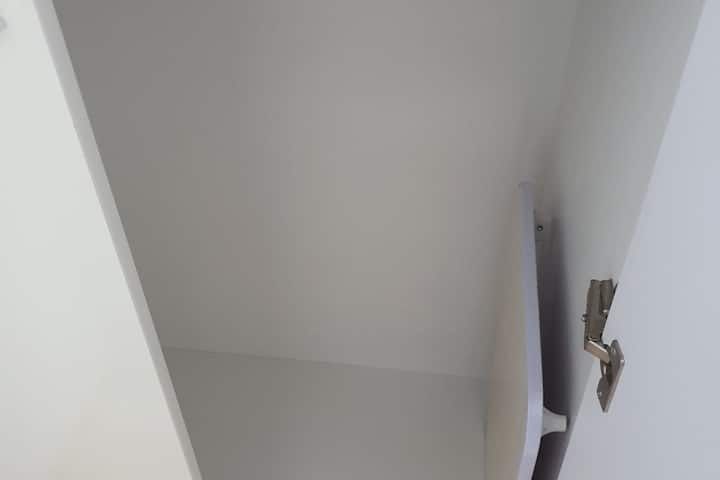 Single Room Central Stay 317 16th image