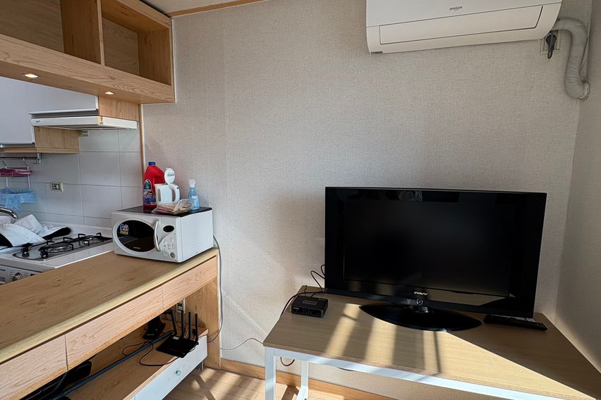 신촌역 1분 채광좋음☀️