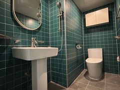 2-story studio apartment, 2-minute walk from 8th image