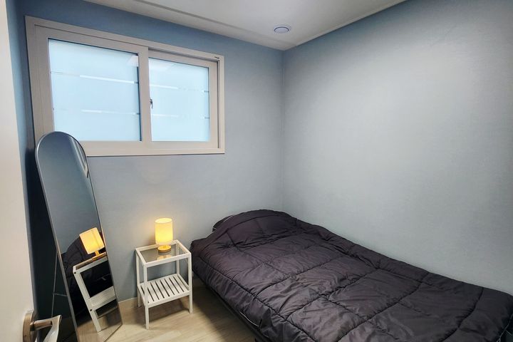 ☘️ Two-bedroom apartment near Yeongdeungpo-gu 13th image