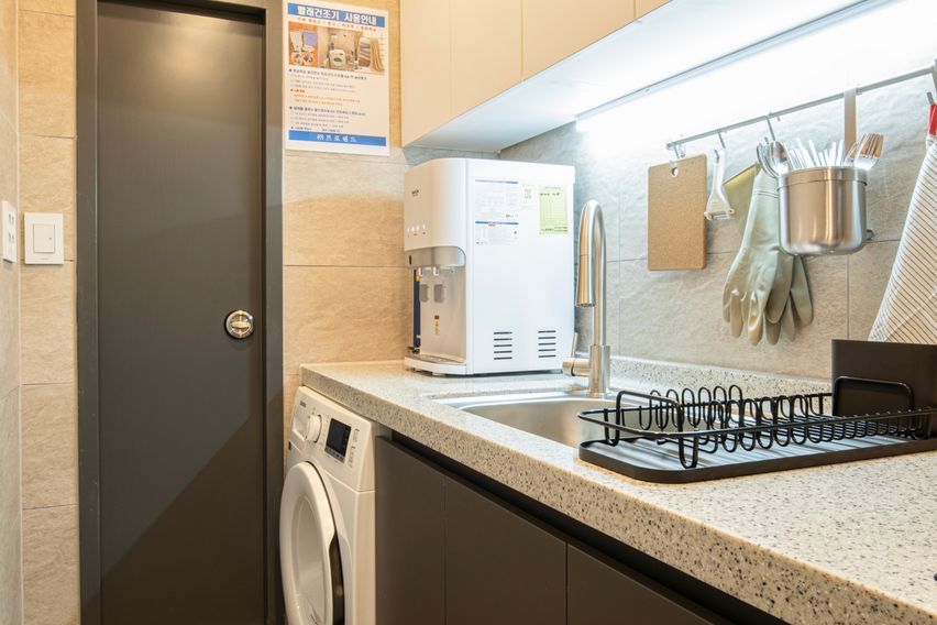 신축럭셔리풀옵션406호