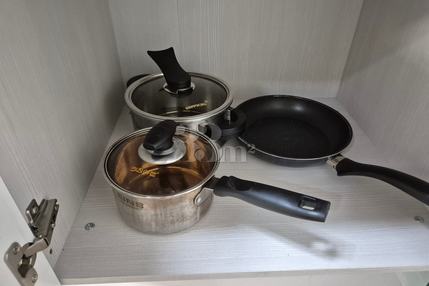 Fully Furnished Studio 🥇 Budget-Friendly Tri 11th image