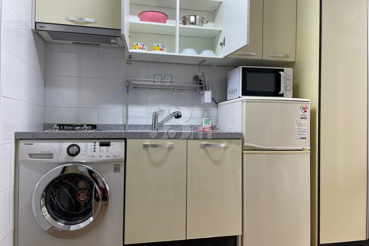Namsan Station Clean Accommodation 02 5th image