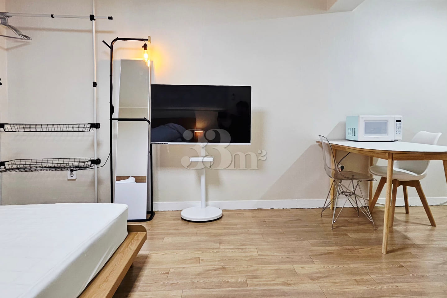 Cozy 8-pyeong studio apartment 3th image
