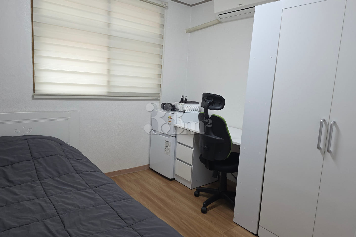 Room 207 2th image