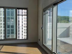 penthouse 0번째 이미지