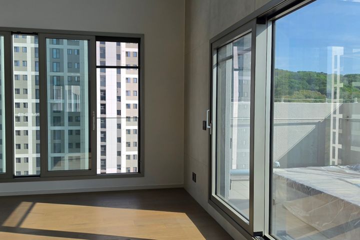 penthouse 0번째 이미지