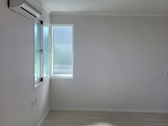 Hotel-style residence 18th image