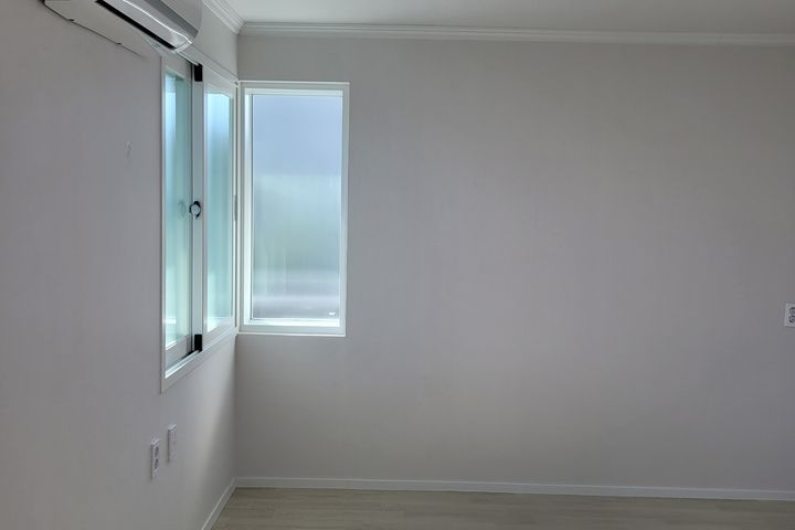 Hotel-style residence 18th image