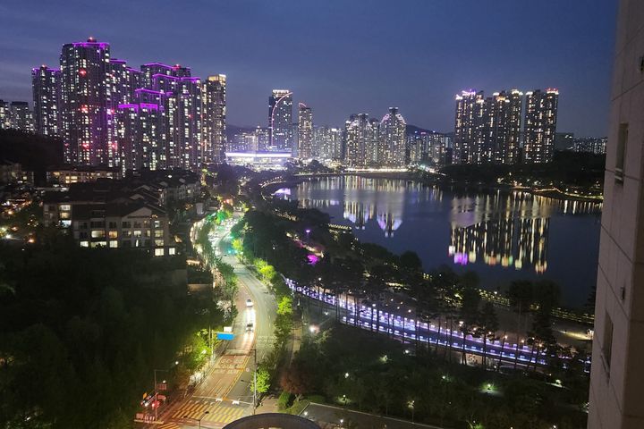 Gwanggyo Lake IPARK 3-Bedroom Unit 0th image