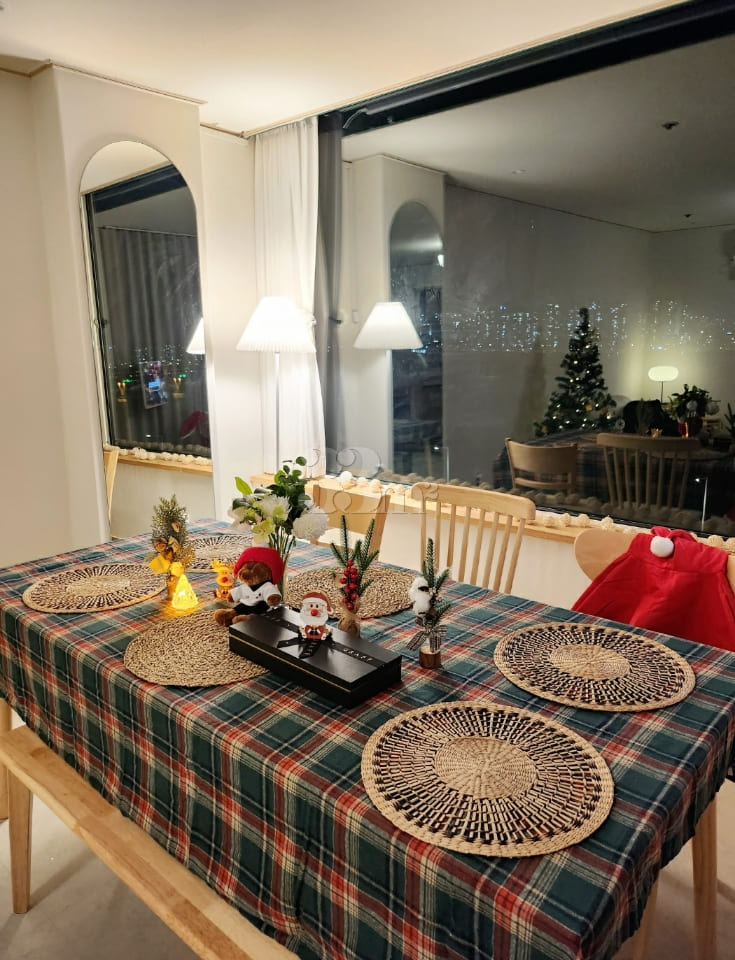 A stay with an open view of the Han River 9th image