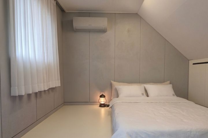 🎉New Listing💜Duplex + Courtyard Terrace 9th image
