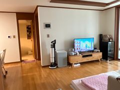 Jongam-dong Raemian / 3 bedrooms, 1 bathroom 3th image