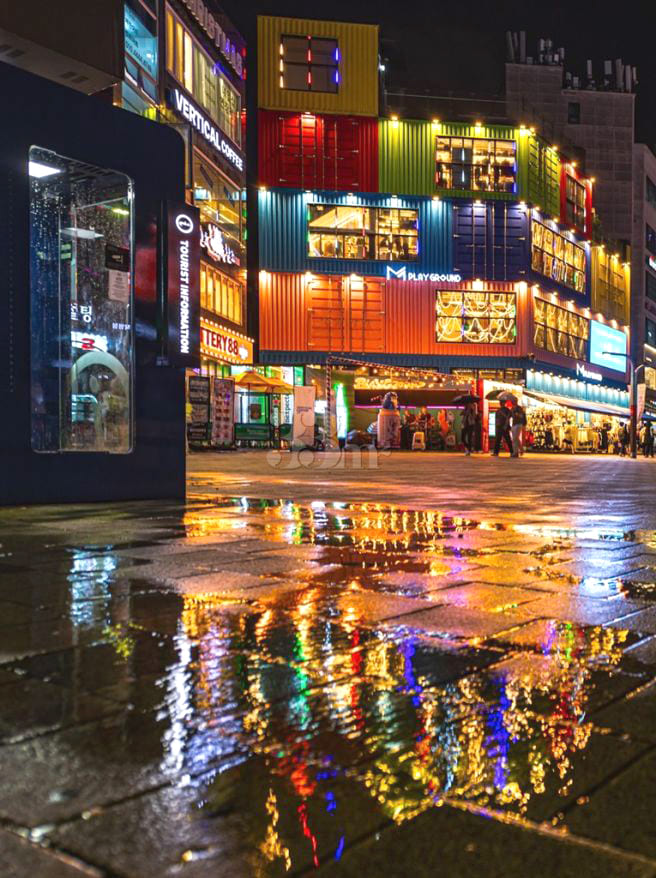 Hongdae. Super close to the subway station❣️F 15th image
