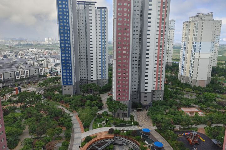 Spacious 3-bedroom apartment in Cheongna, Inc 10th image