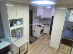 Room 206, 2nd Floor 1th image