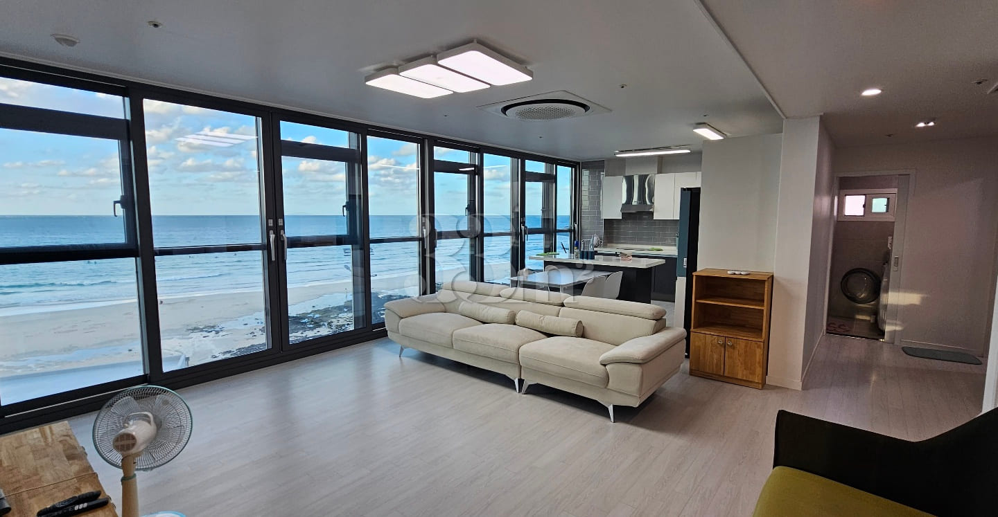 ✨ Woljeongri Beach Accommodation 0th image