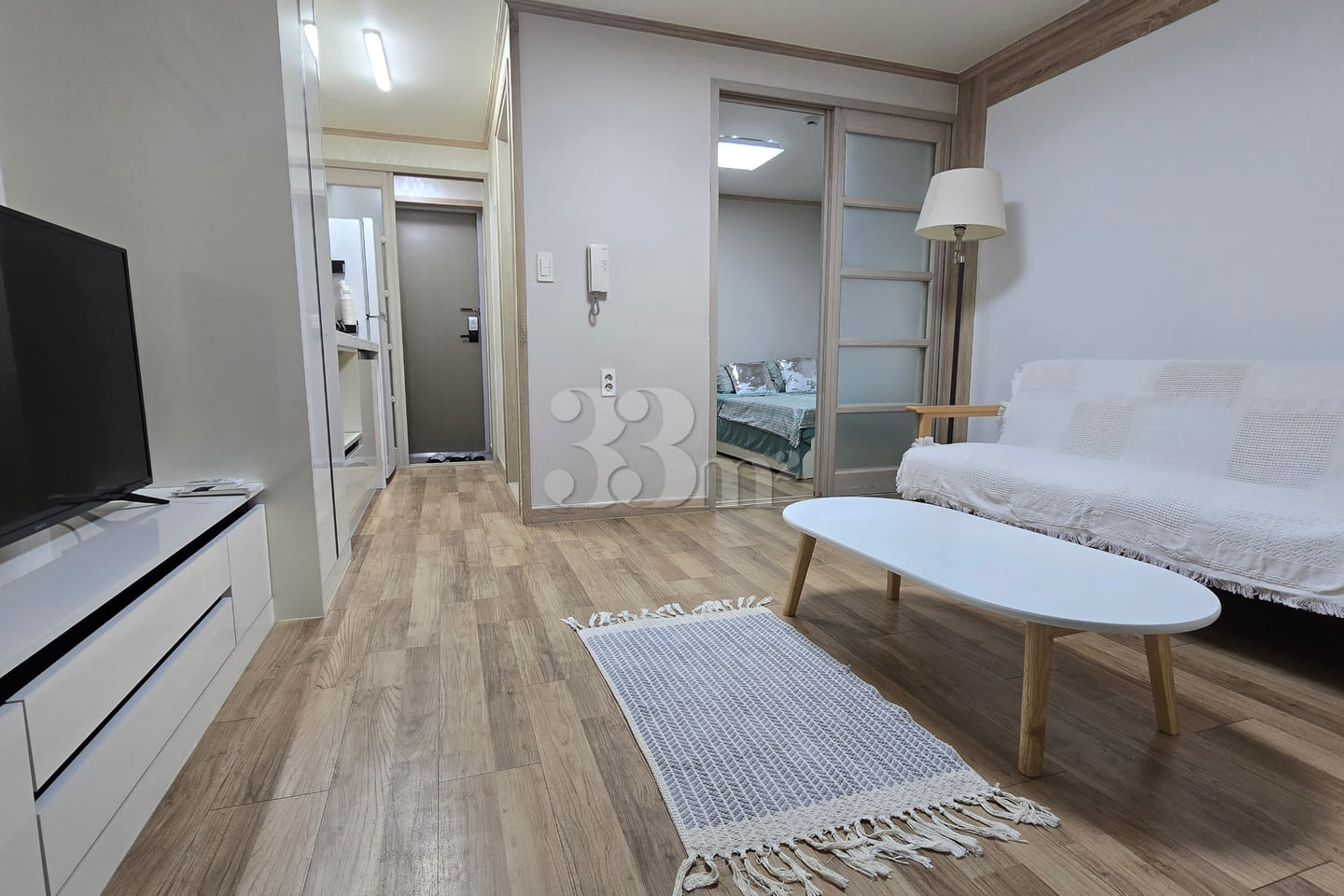 Studio apartment near Samsung Jije Station an 5th image