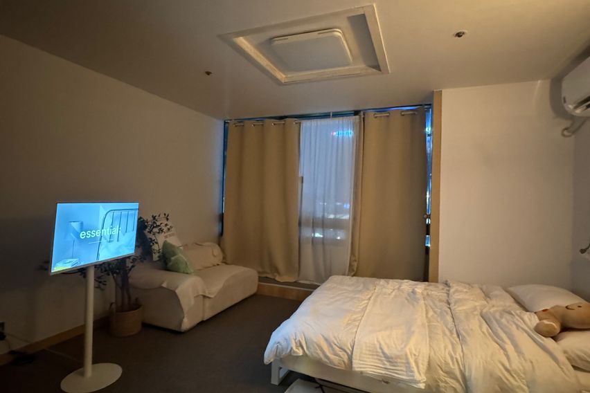 홍대역 단 1분 풀옵션