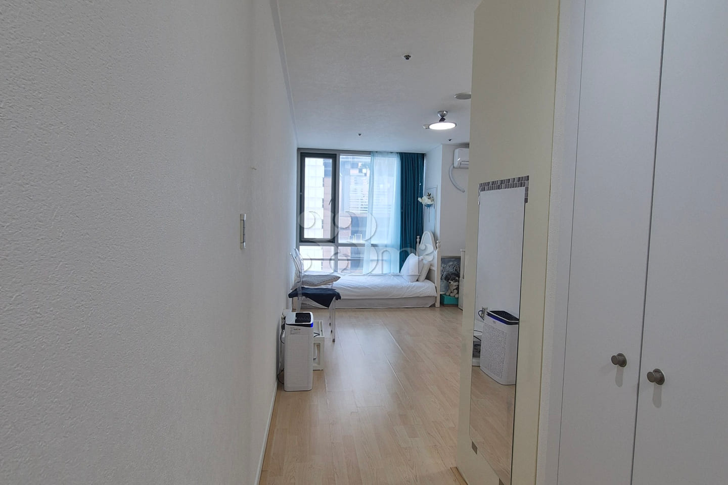 Spacious officetel 4th image