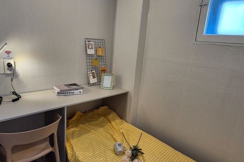 작은방외창E(426) 1번째 이미지